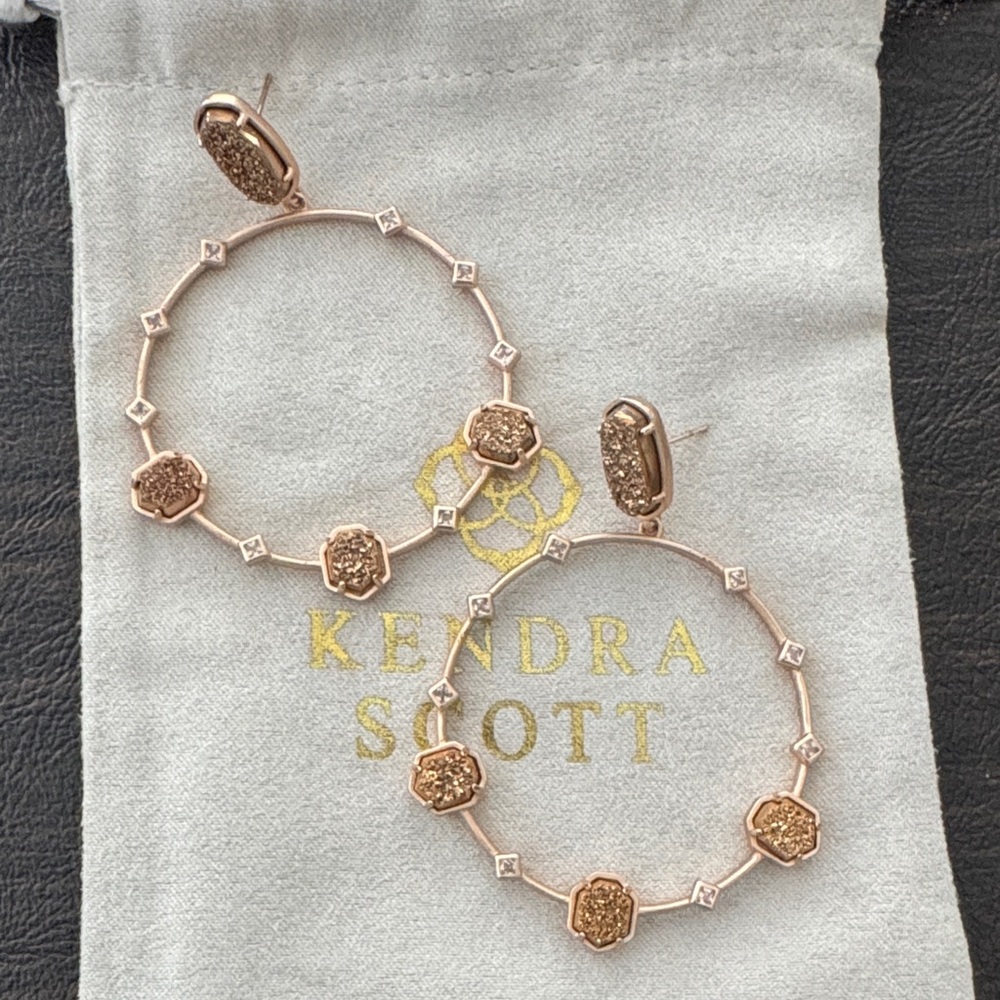 Kendra Scott Rose Gold Druzy Hoop Pierced Earrings with Textured Accents